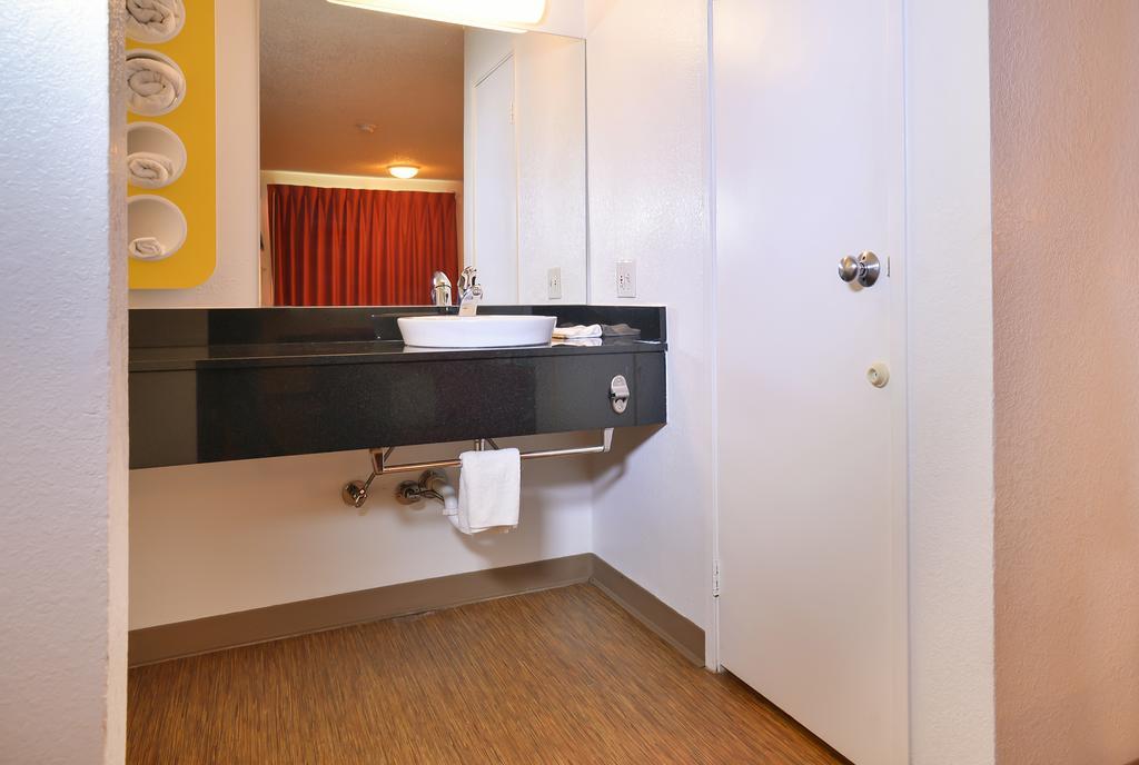 Motel 6-Saint Joseph, Mo Bagian luar foto